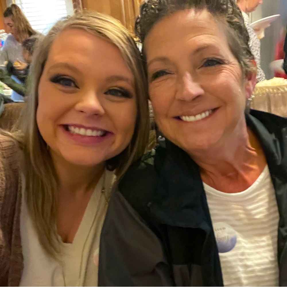 Meet your Posher, Toni